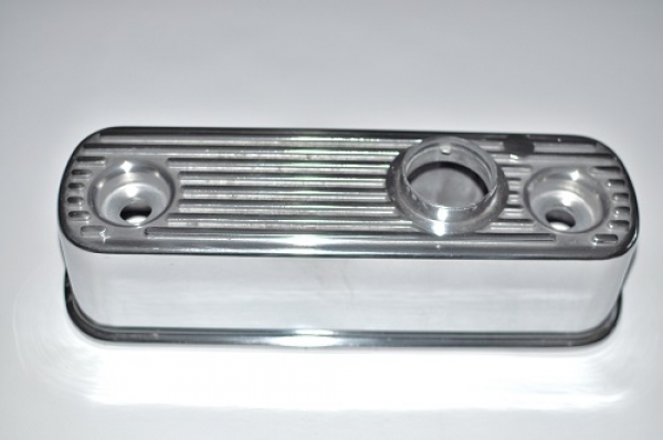 POLISHED ALLOY ROCKER COVER WITH CHROME CAP